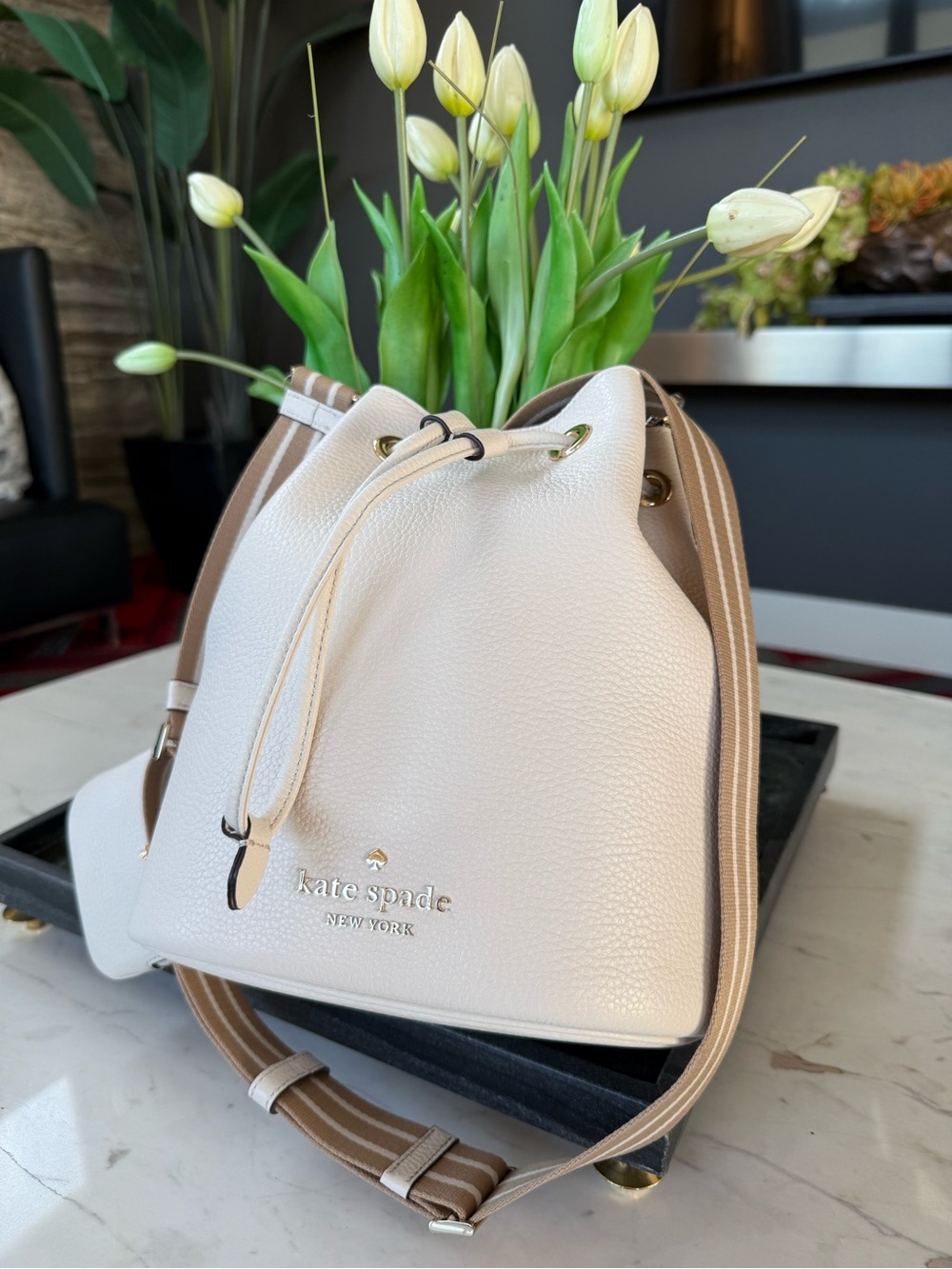 New Kate Spade Rosie Leather Large Bucket Bag Parchment - Picture 12 of 16